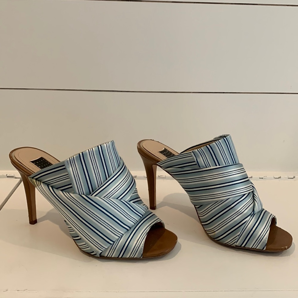 White House Black Market Blue Patterned Heels